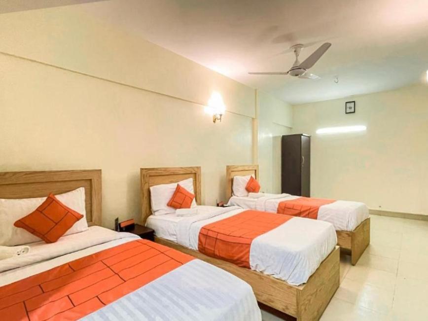 Hotel Rooms Dha Karachi Bagian luar foto